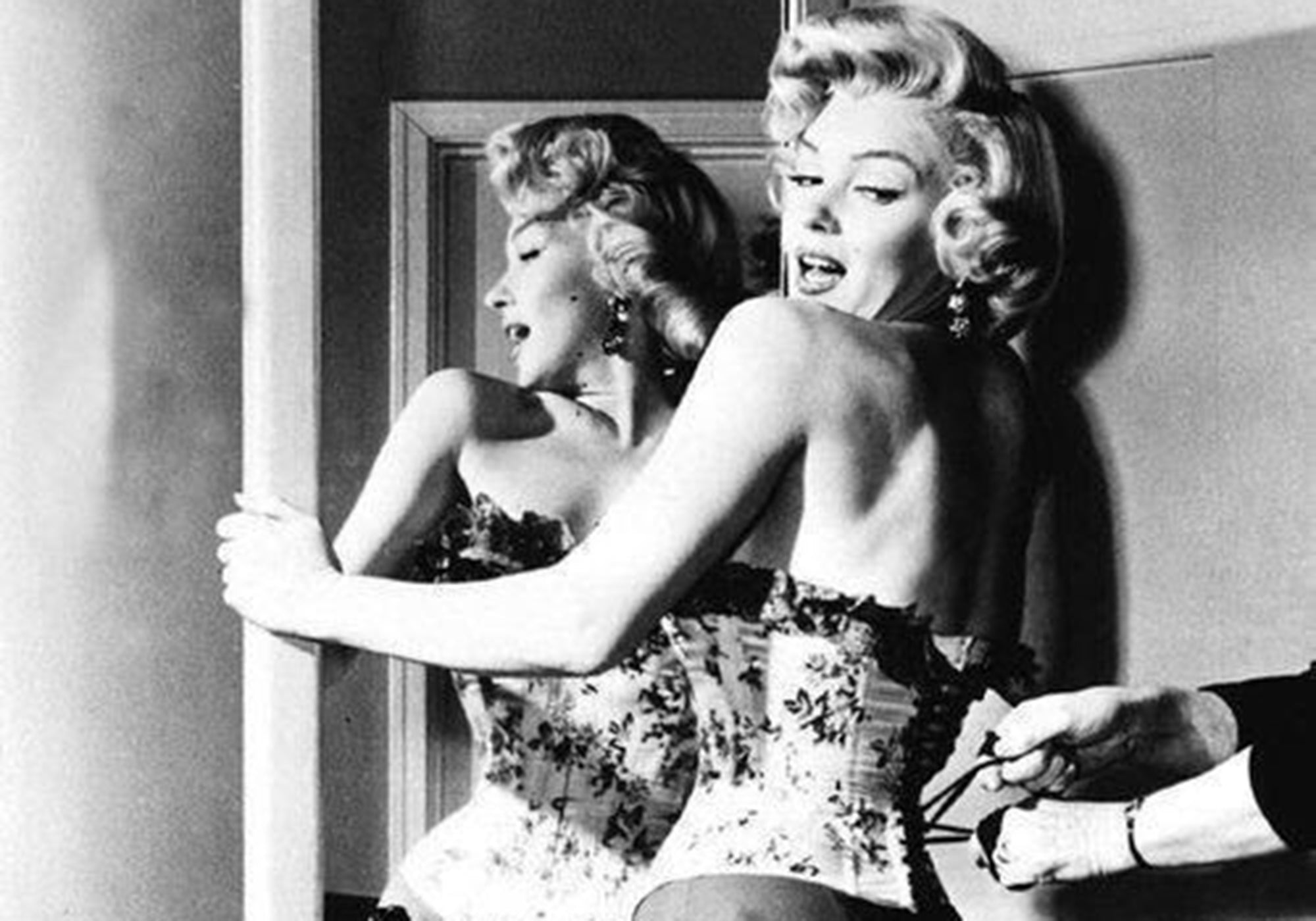 marilyn monroe corset dress Marilyn Monroe wearing a corset