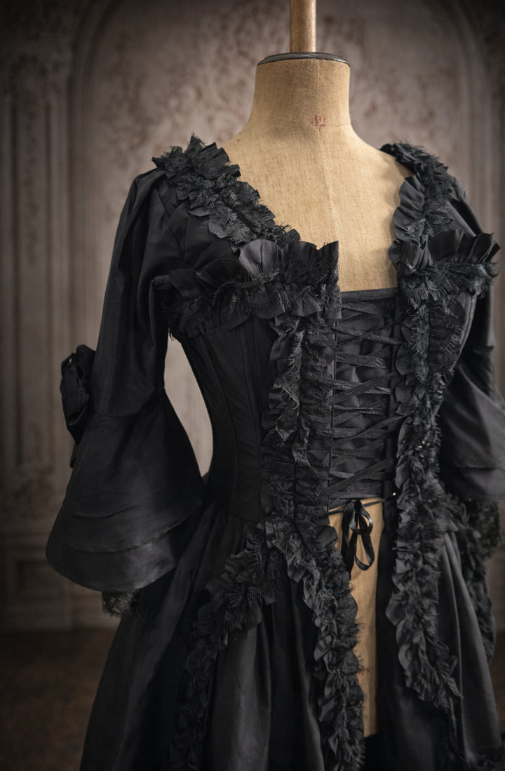 Nocturne Immortelle - Robe à la française